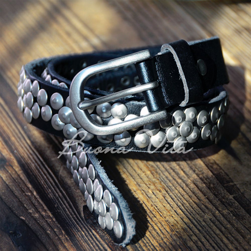 レザーリベットベルト 2色展開 | Buona Vita(ボナヴィータ)