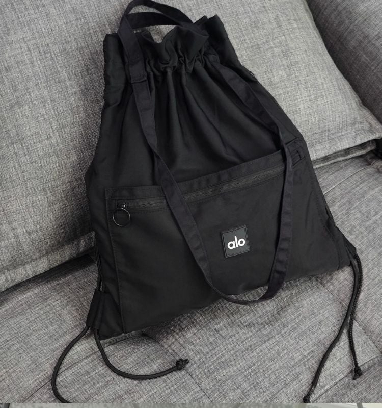 Alo yoga ヨガバック リュック 【公式通販】