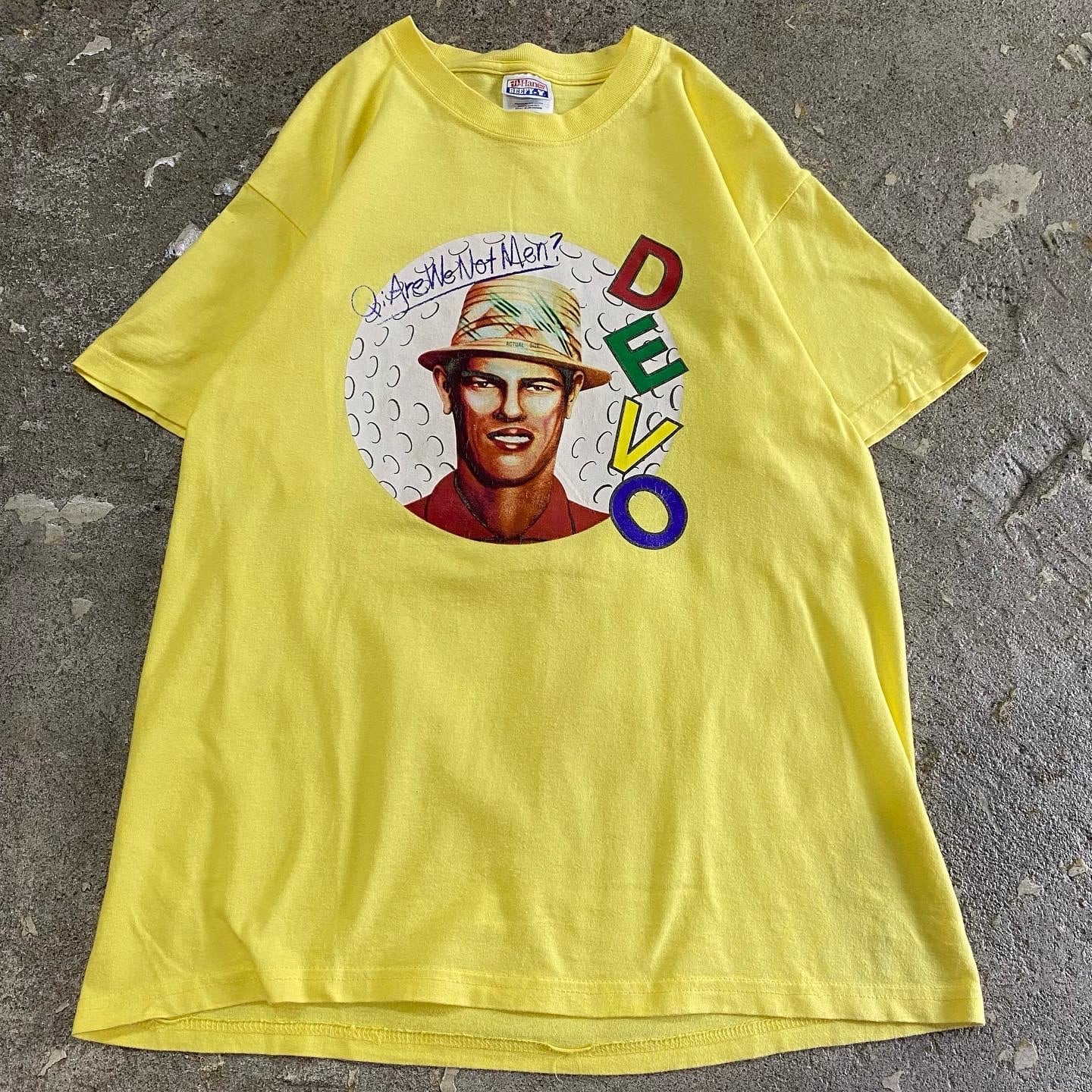 00s DEVO T-shirt | What’z up powered by BASE