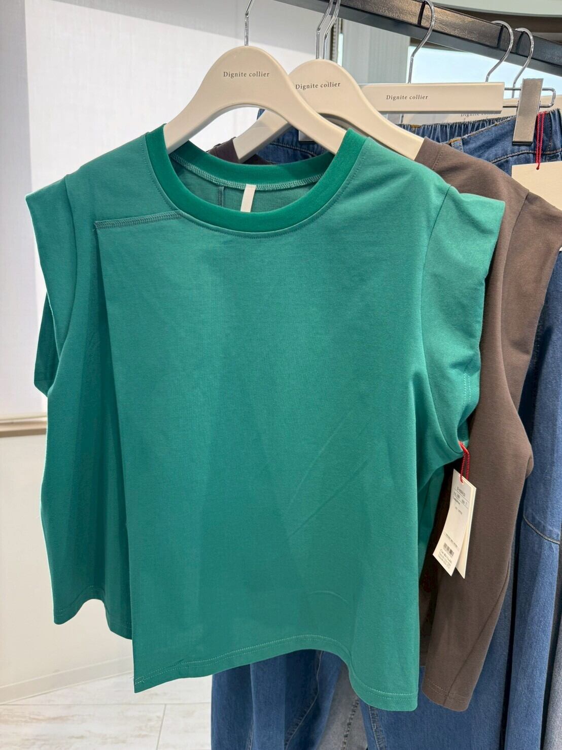 Dignite Collier 80268123 フロントタックアシンメトリーT