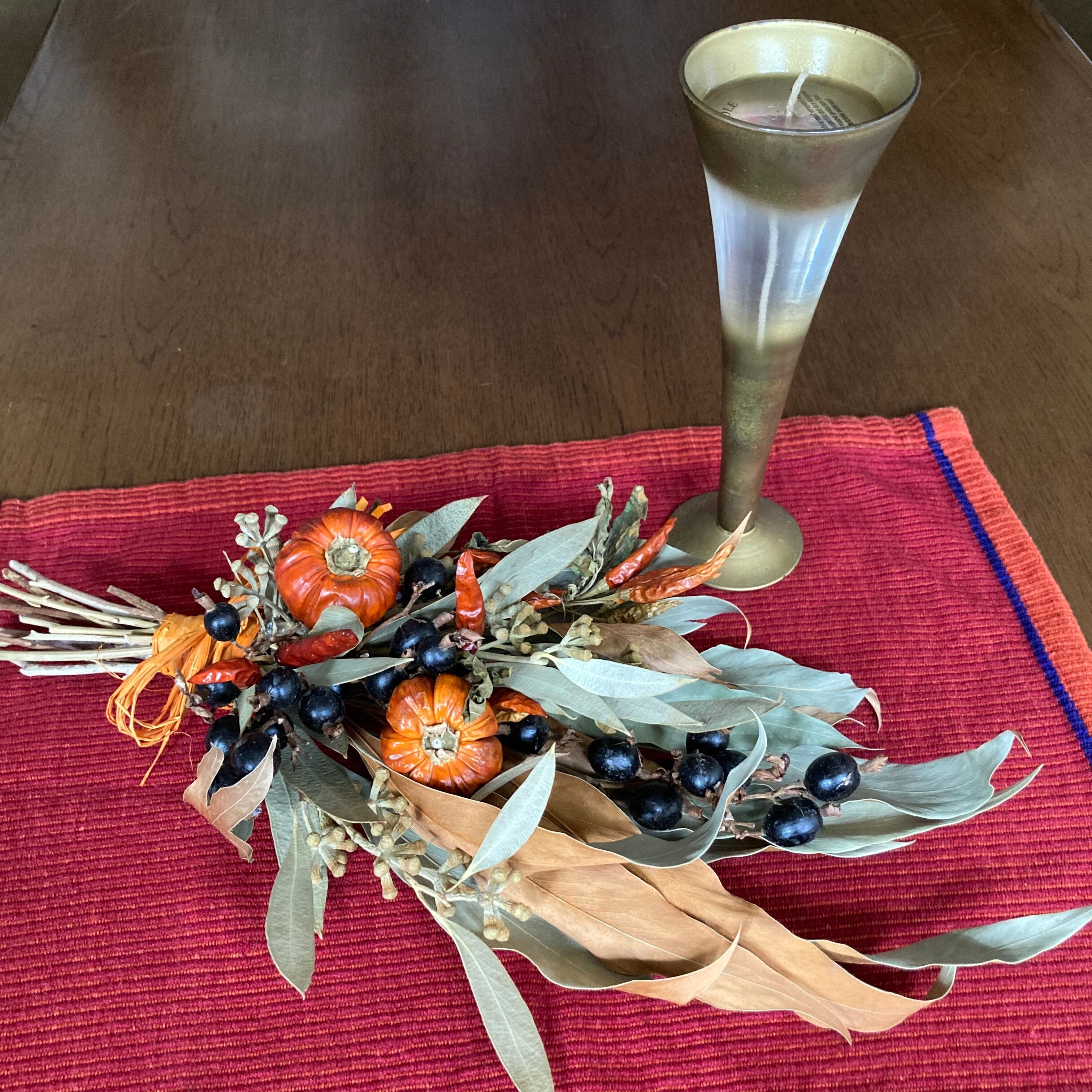 ドライフラワーꕤ︎︎スプレーバラと小花ꕤ︎︎ハロウィン スワッグ