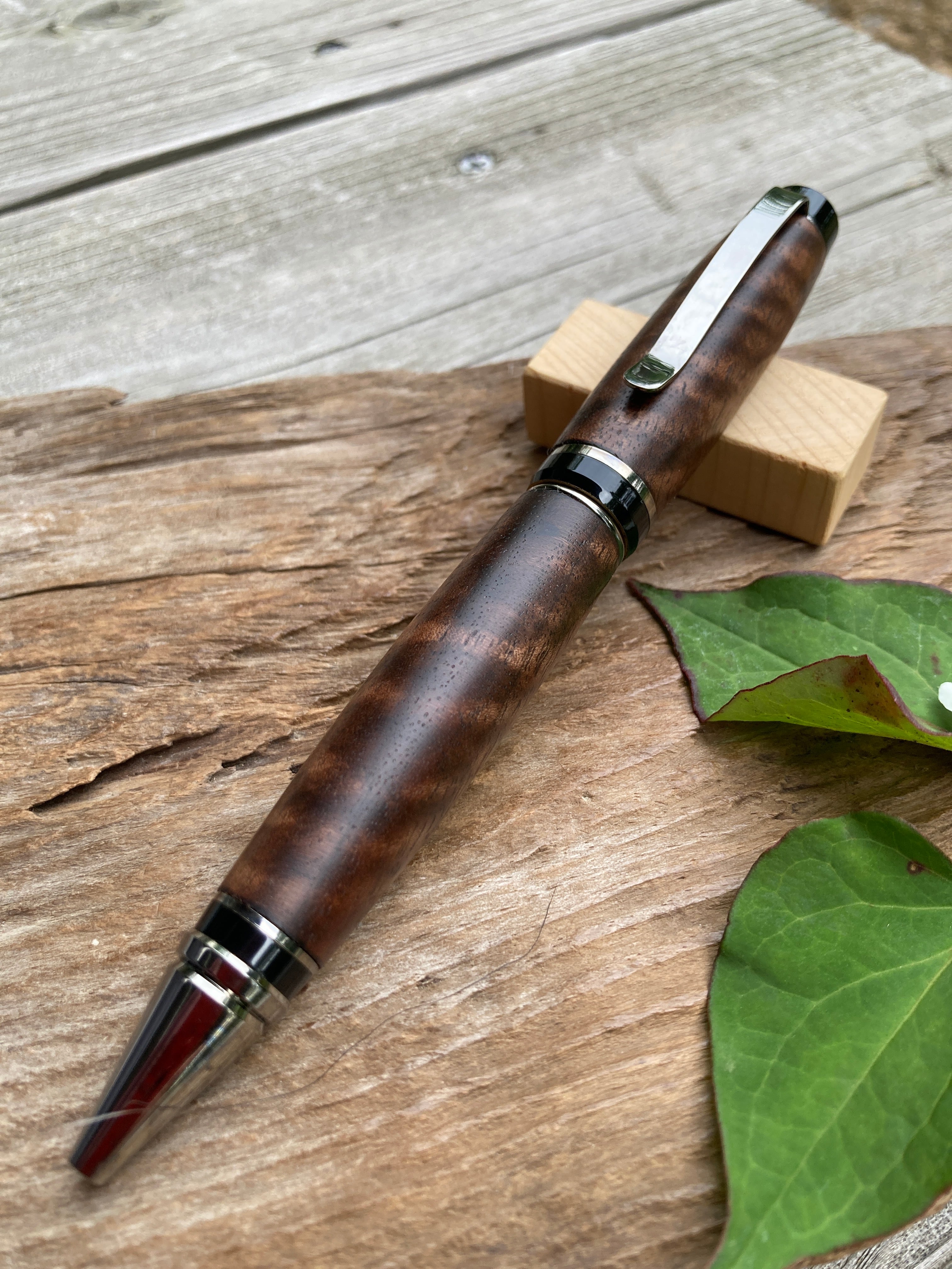 青森ひば 瘤杢 ペン立て 青森ひば 瘤杢 ペン立て