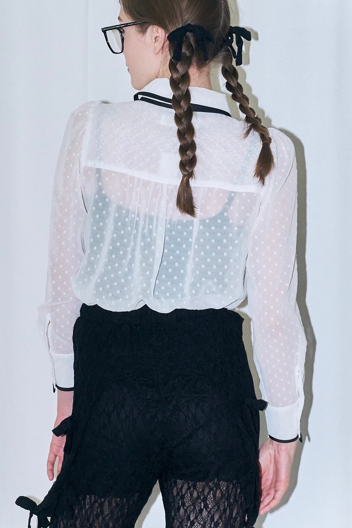 mieya mieya】LACE TRIM SHIRTBLOUSE