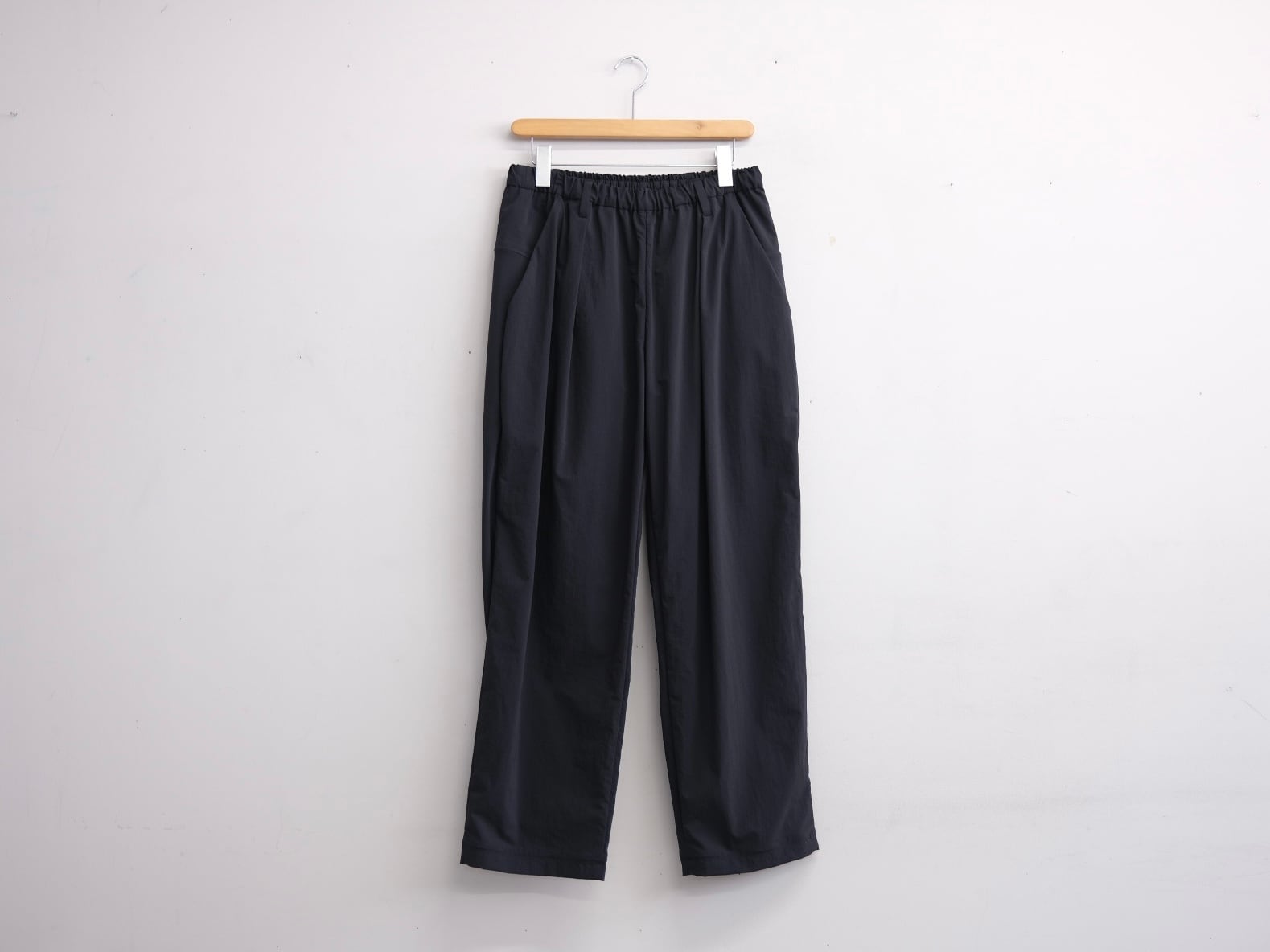 TEATORA”WALLET PANTS RESORT DR NAVY” | Lapel online store
