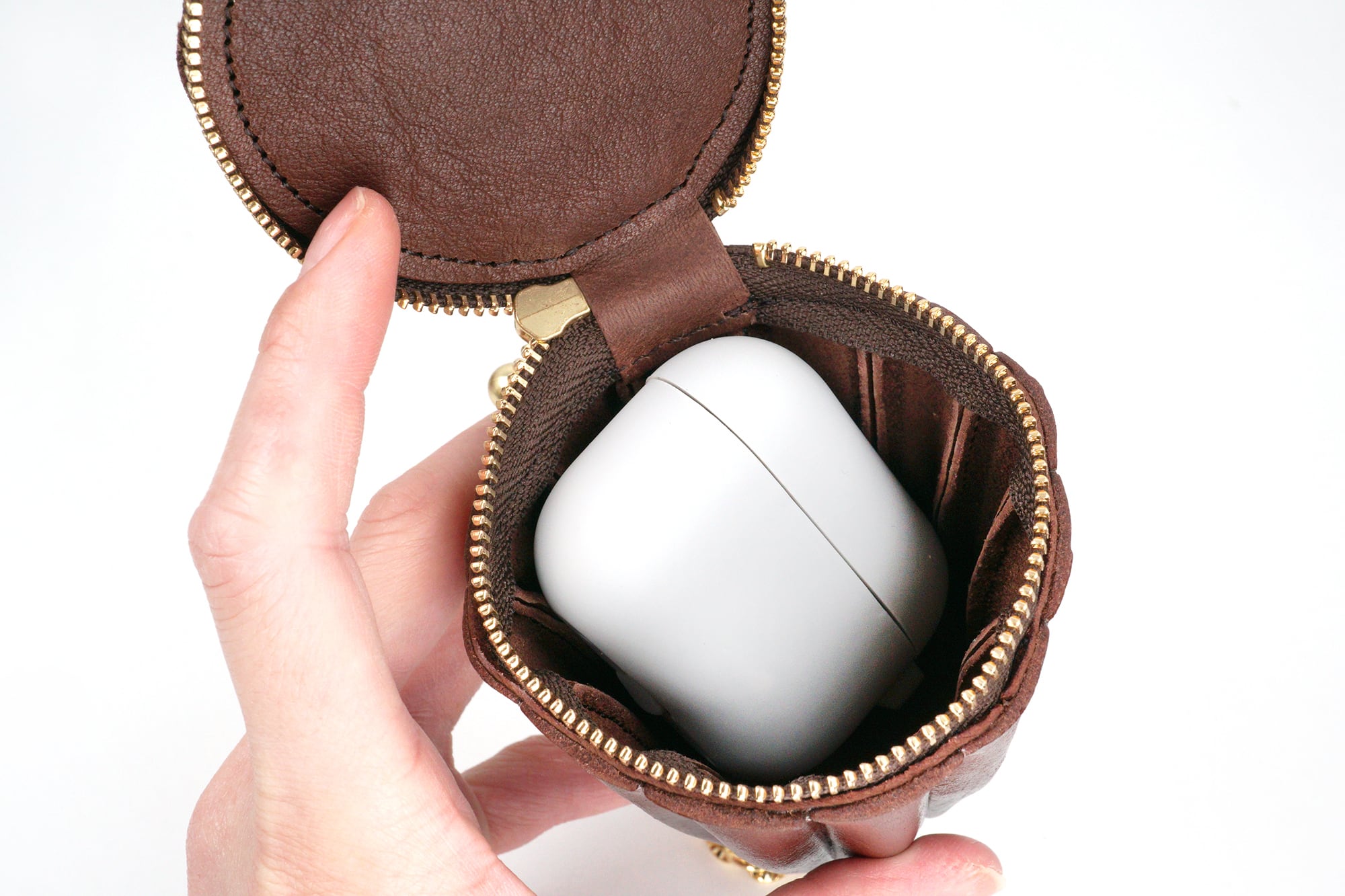 カヌレなポーチ（イヤホン入れ）／本革製 | EARL'S FAVOURITE