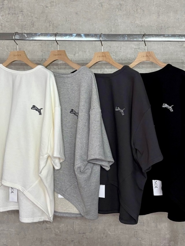 大人女性がセンスよく着こなせる《大人の為の》裏毛トップス