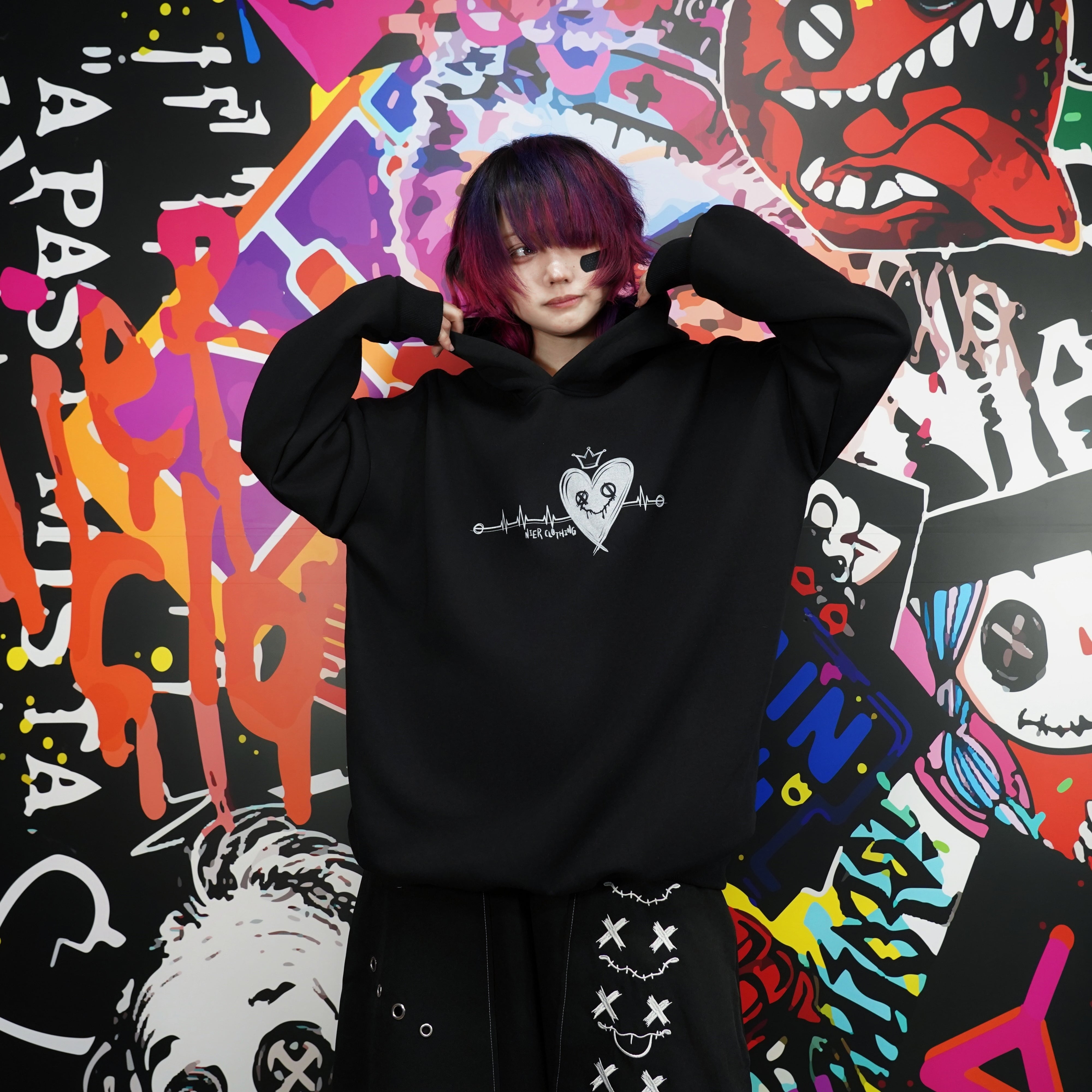 CROWN HEARTBEAT HOODIE | NIER CLOTHING
