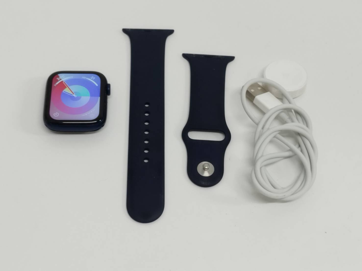 Apple Watch SE 第1世代/GPS/44mm/A2352/シルバー〈MYE12J/A〉 | 中古 Apple Watch SE 第1世代/GPS/44mm/A2352/シルバー〈MYE12J/A〉 | 中古