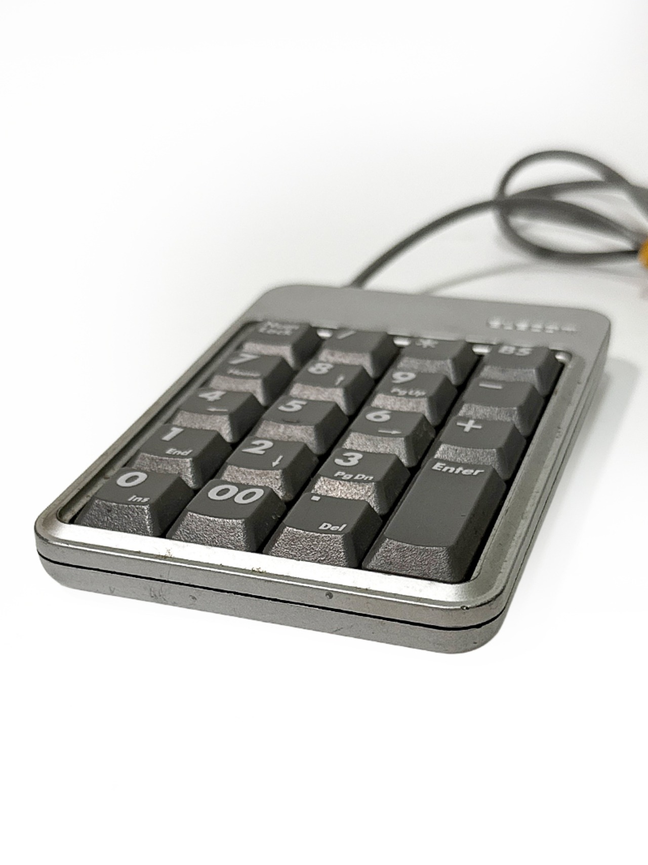 エレコム USBテンキーパッド TK-UEHSV 専用ソフト/ドライバー不要 大きな文字で見やすい数字キー 動作品