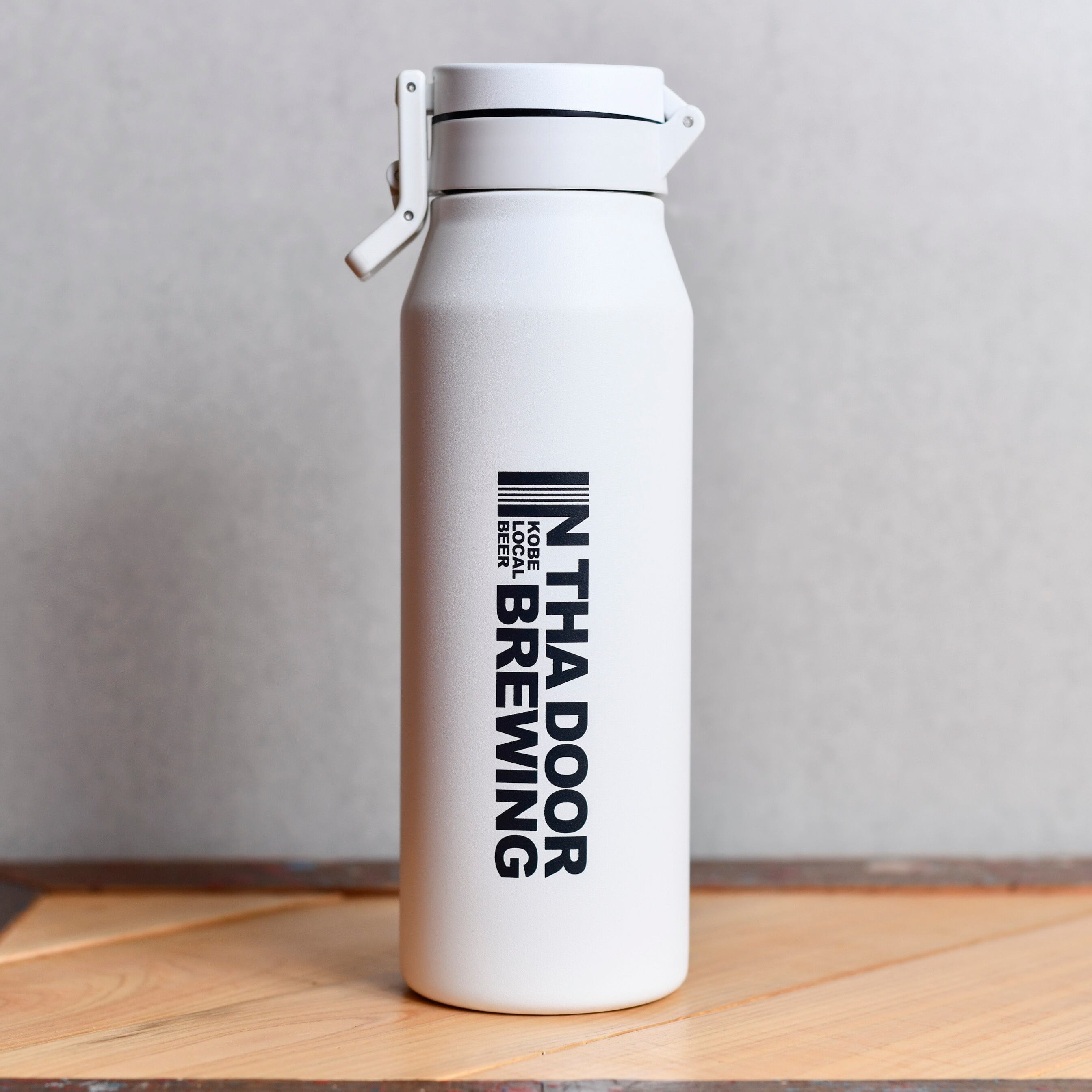 オリジナルグラウラー 32oz（2色展開：BLACK / WHITE） | IN THA DOOR