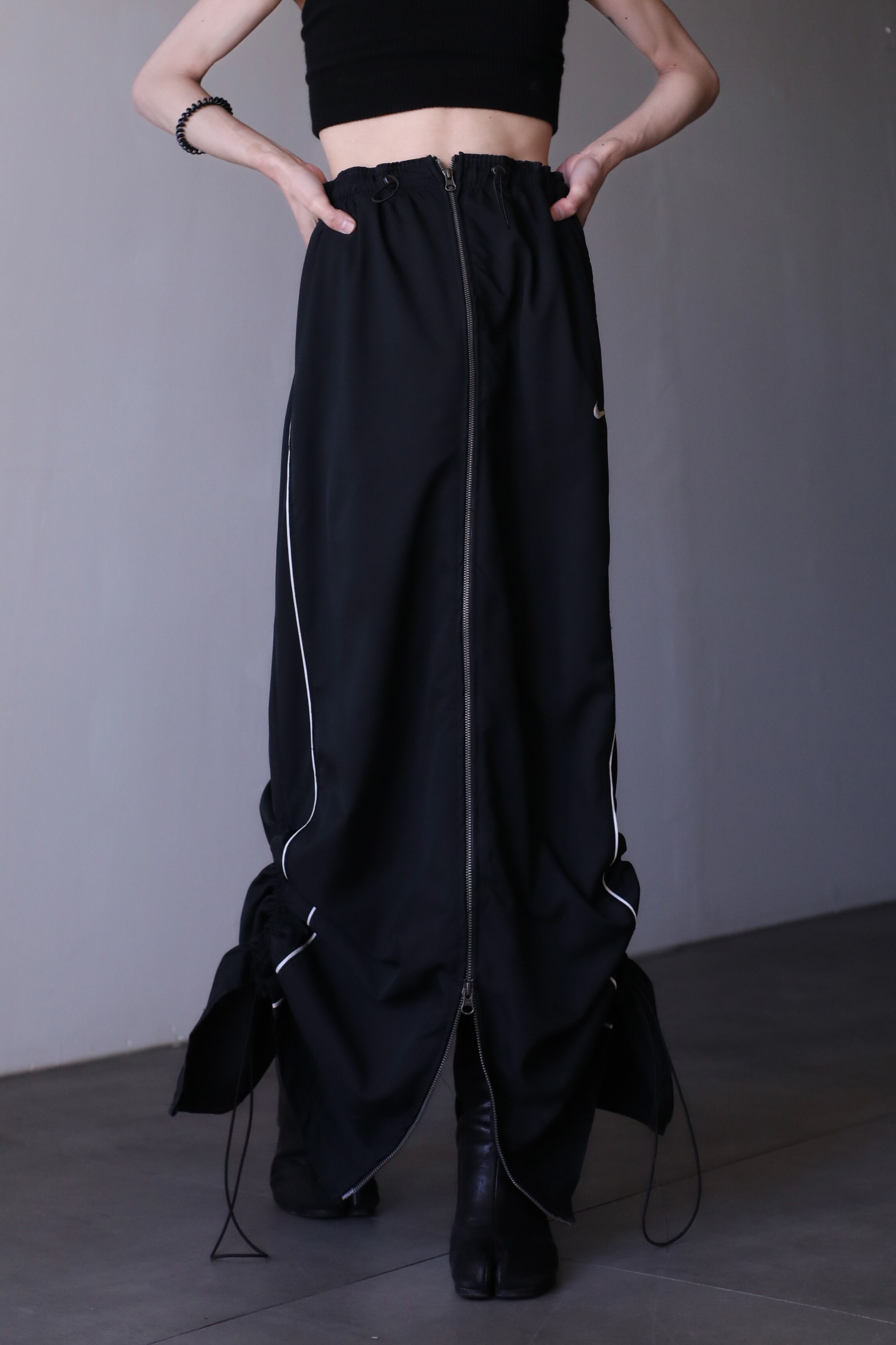 NIKE tech drawstring design center zip maxi skirt | oo vintage