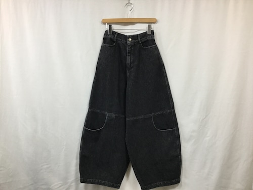 69(sixty-nine)”KNEE POCKET JEANS BLACK”