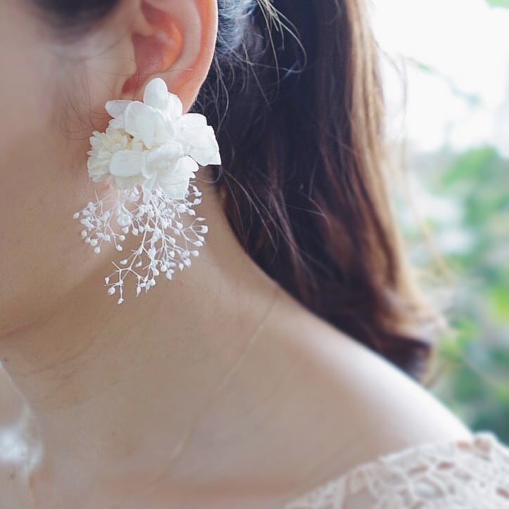 ボタニカルピアス【long】✲ 花ピアス ブライダルアクセサリー ...