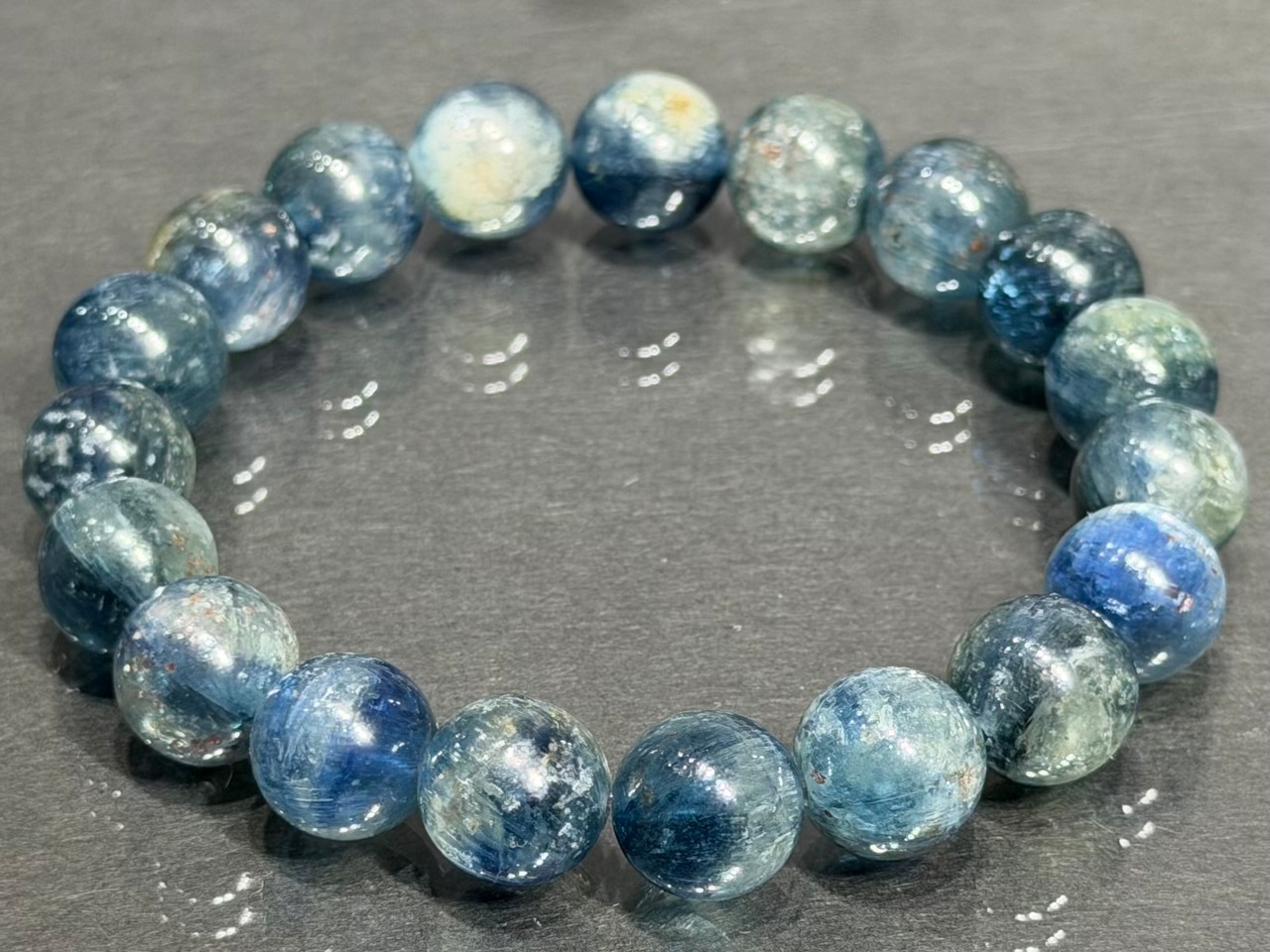 No.2602-3【S】カイヤナイトインクォーツブレスレット