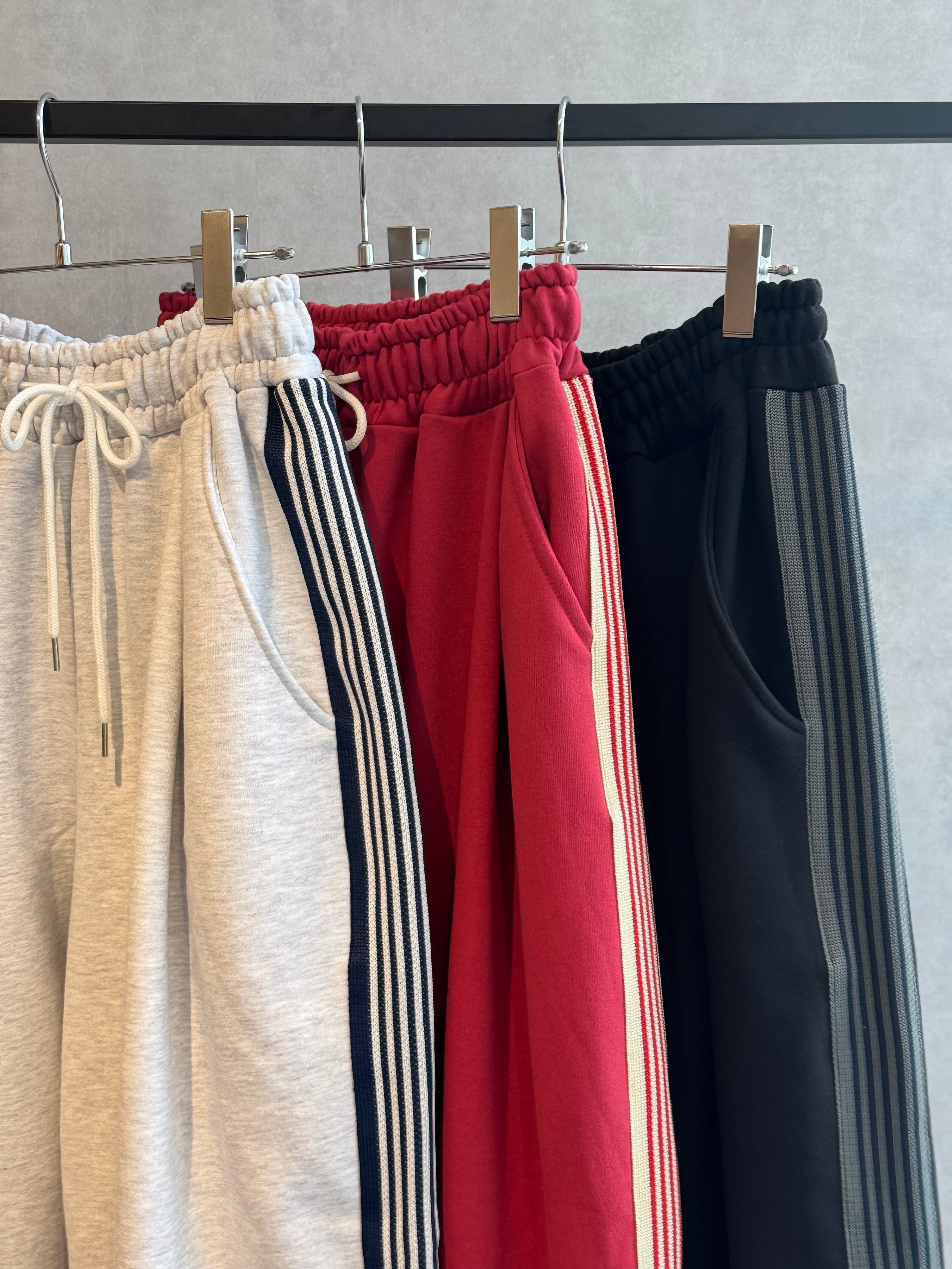 track string balloon sweat pants