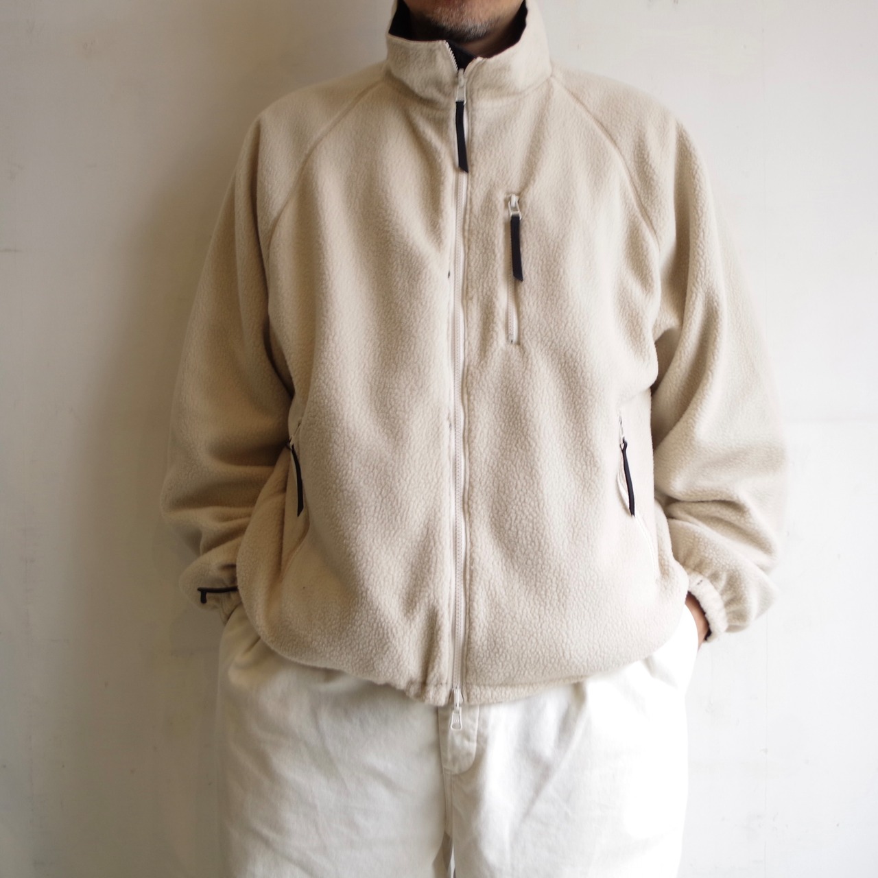 meanswhile   Reversible Fleece JKT  Off White