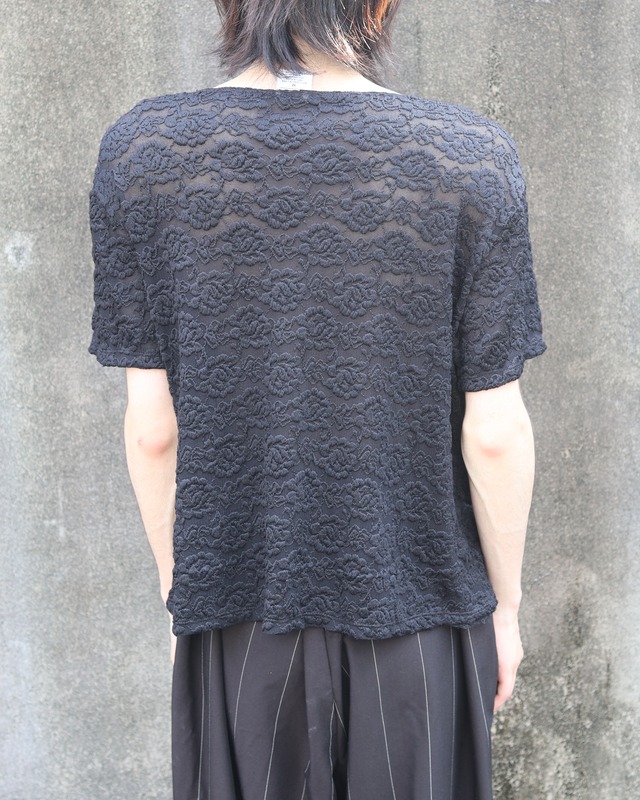 Round neck flower lace top