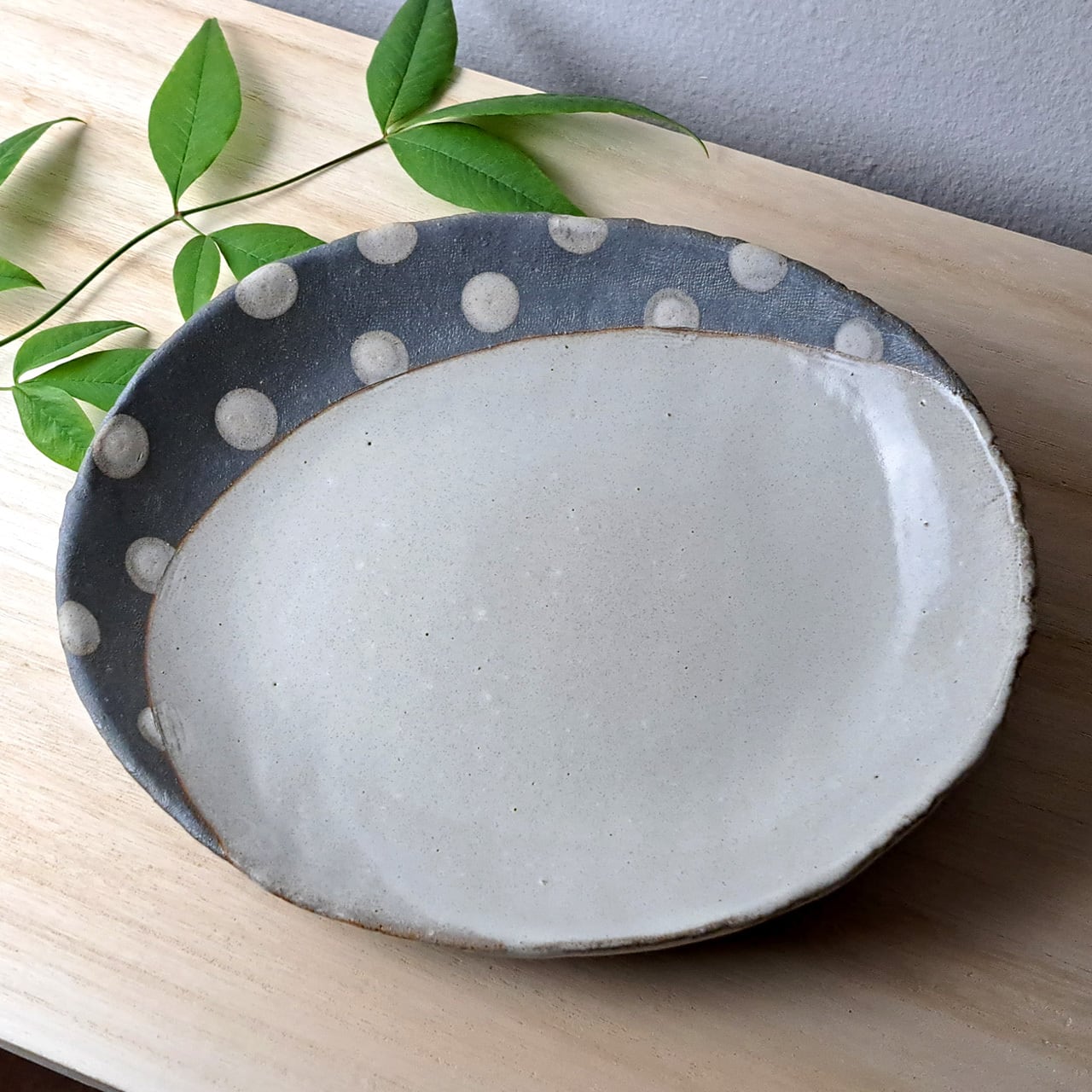 めいポタ 鈴木明美】カレー皿『水玉』 | gallery&select shop 縁