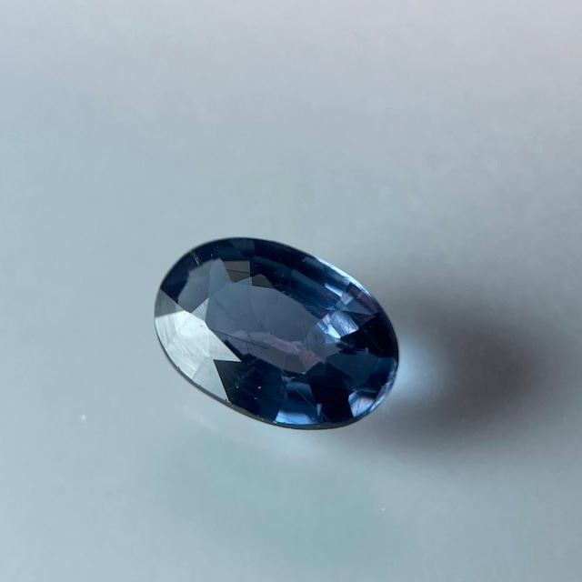 めえさんリクエスト⁂天然⁂　◇カラーチェンジガーネット◇　0.49ct 　ベキリーブルー