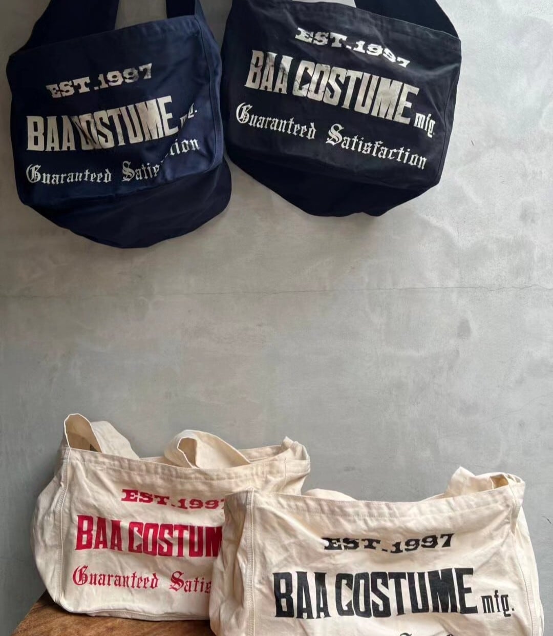 LABORDAY × BAA SIGNATURE NEWS PAPER BAG Black/White Color | BOW