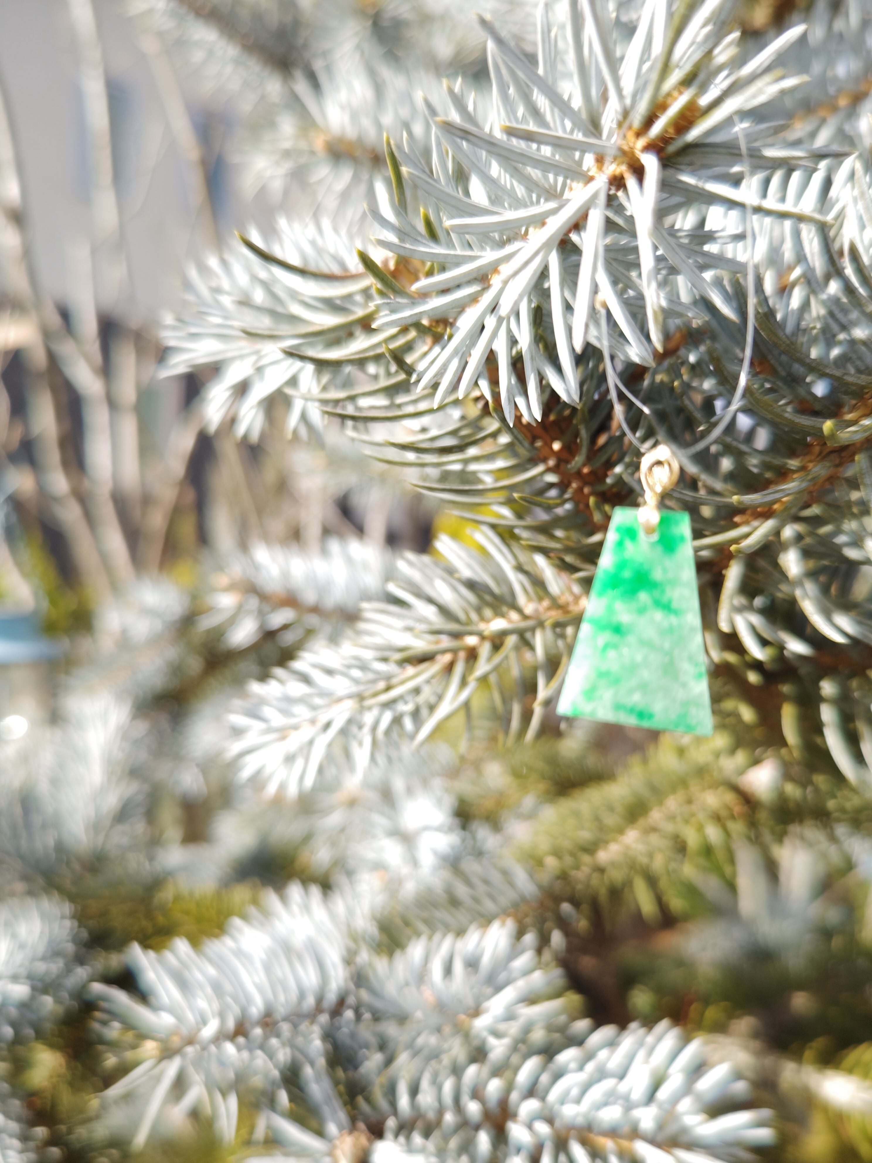 翡翠ペンダントトップ（18K）｜繁栄と守護を授けるミャンマー翡翠 | 日