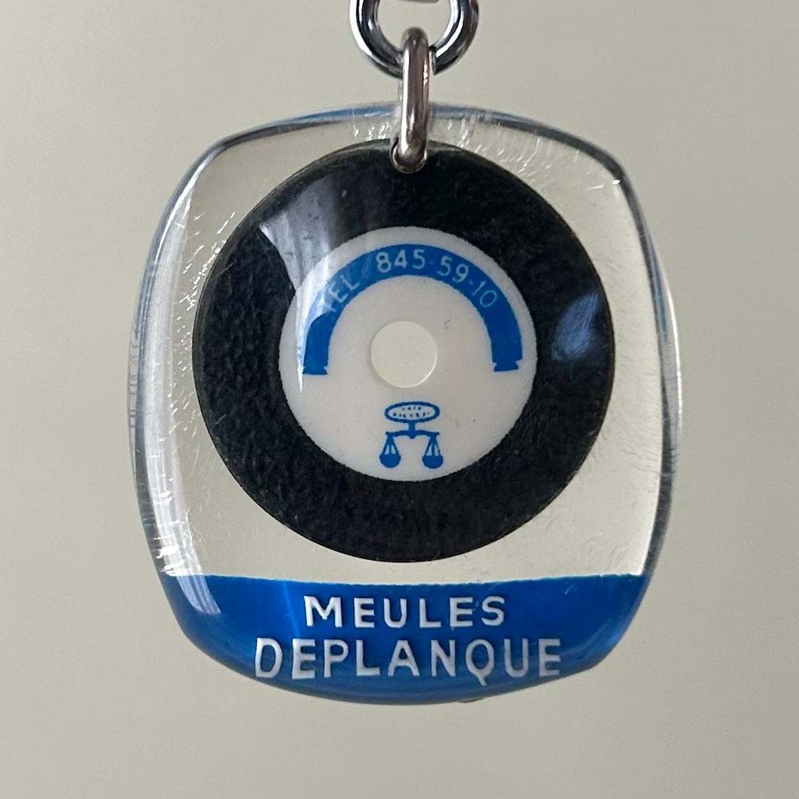 TUDOR 方位磁石 ブルボンキーホルダー | ブルボン蚤の市 ｜ブルボン