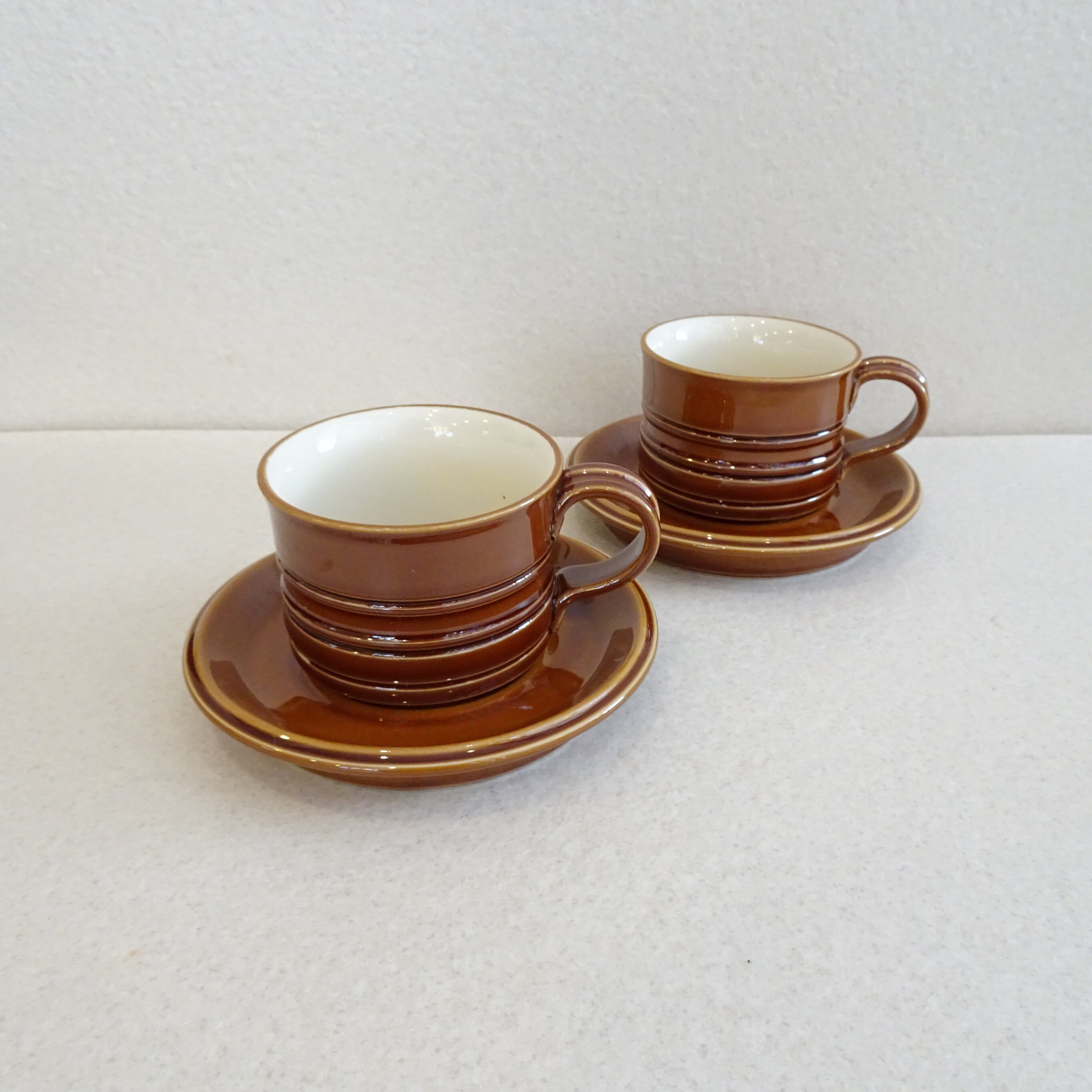 レトロなブラウンカップ＆ソーサー（大）2客セット | 純喫茶家具