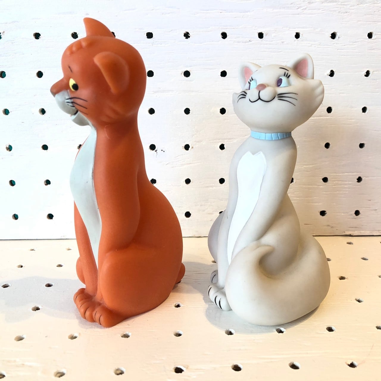 Vin おしゃれキャットダッチェス トーマス オマリー ソフビフィギュア Disney The Aristocats The Puppez E Shop ザ パペッツ松本 Webショップ