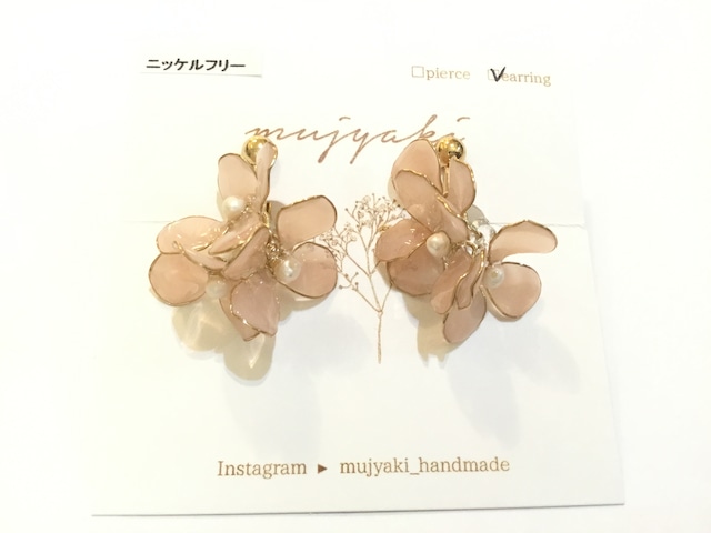 【ピアス変更可能】mujyaki お花のイヤリング
