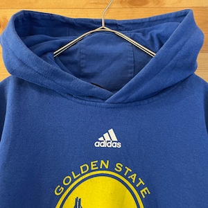 【adidas】NBA GOLDEN STATWARRIORS プリント プルオーバー パーカー バスケ アメリカ古着