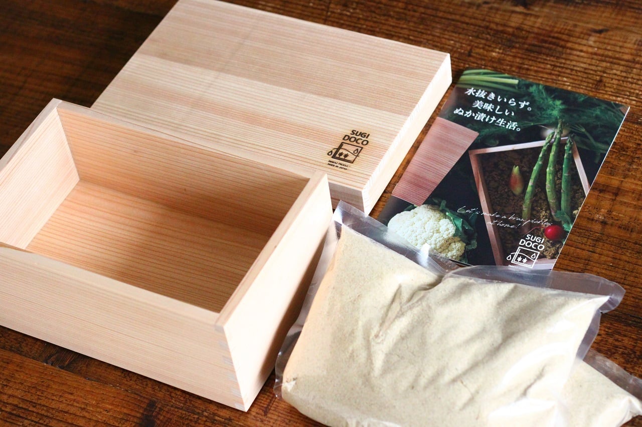 水抜き要らず！ぬか漬けキット（九州産天然杉のぬか箱&ぬか床のもと
