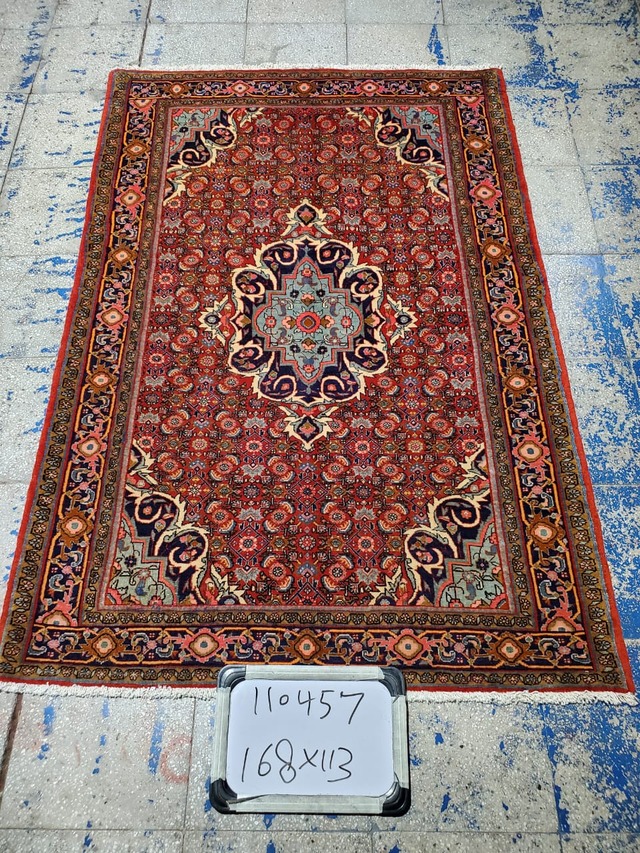 絨毯クエスト79【No.188】Tribal Rug　トライバルラグ　※現在、こちらの商品はイランに置いてあります。ご希望の方は先ずは在庫のご確認をお願いします。
