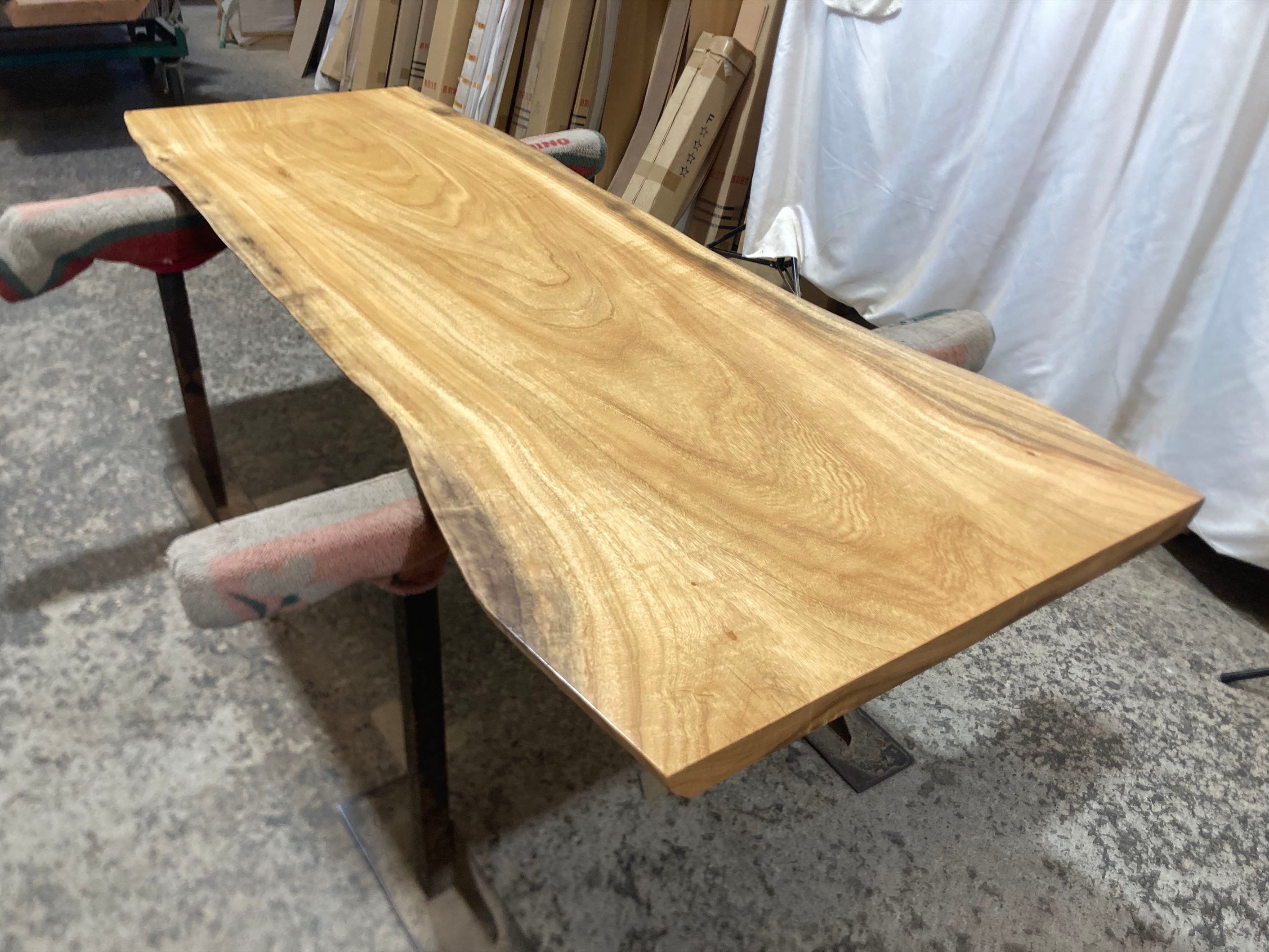 クス9257 楠 一枚板無垢材 1980x650-550x42mm 天板のみ ダイニング