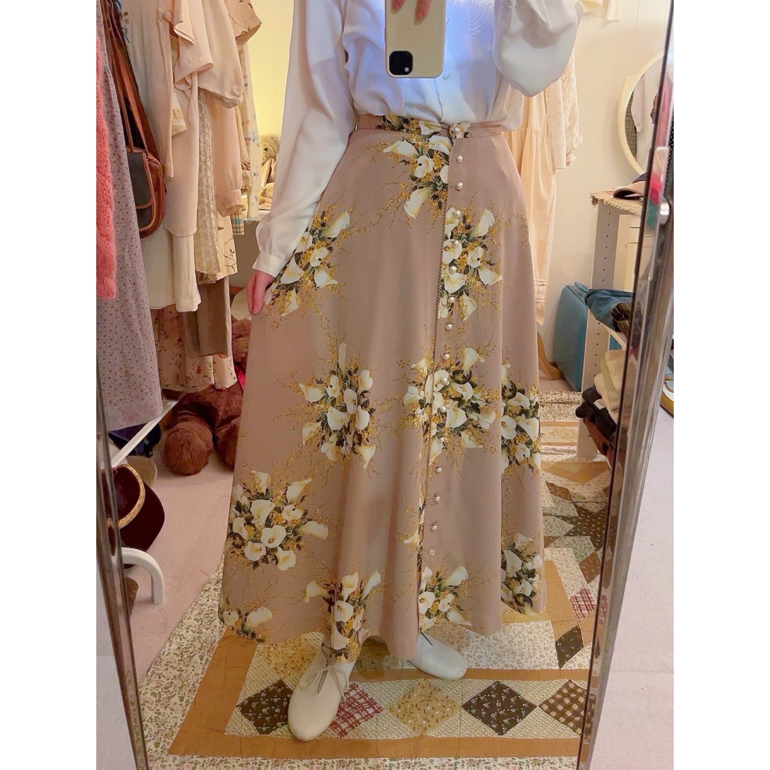 INGEBORG / flower pearl button flare skirt