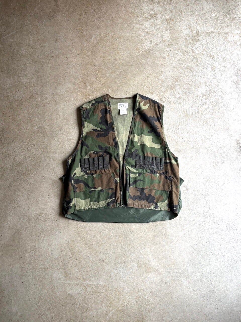 80's DUCK BAY “WOODLAND CAMO HUNTING VEST”