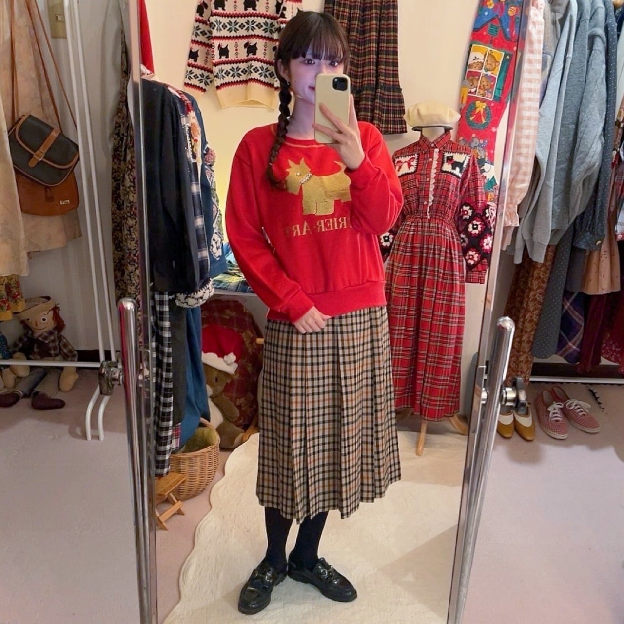 beige check tuck skirt