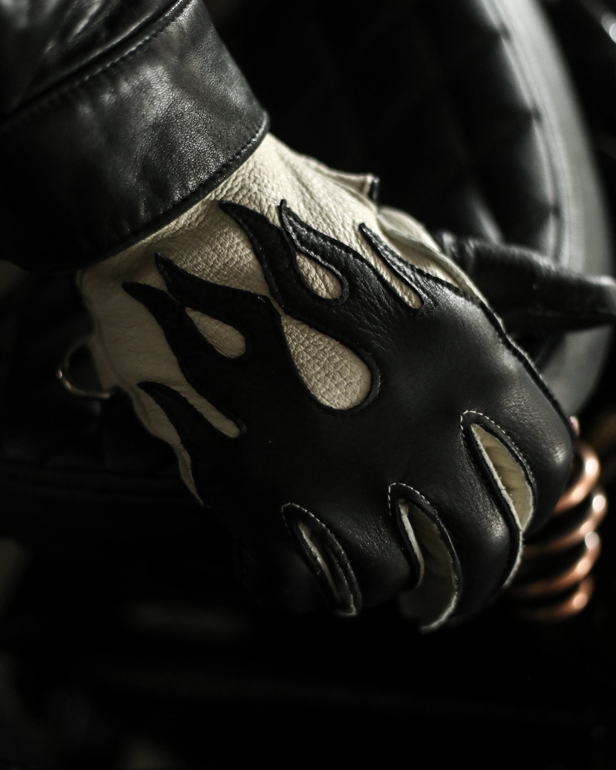 本革/送料無料】WOOL100%裏地 FLAMES GLOVE/フレイムスバイクグローブ