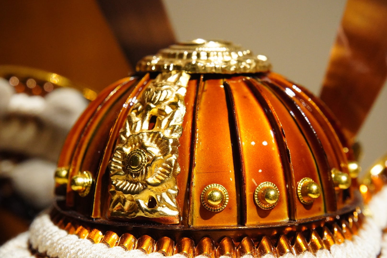 吉徳大光〉御兜 収納飾り〔870〕 | NAGANOYA ONLINESHOP