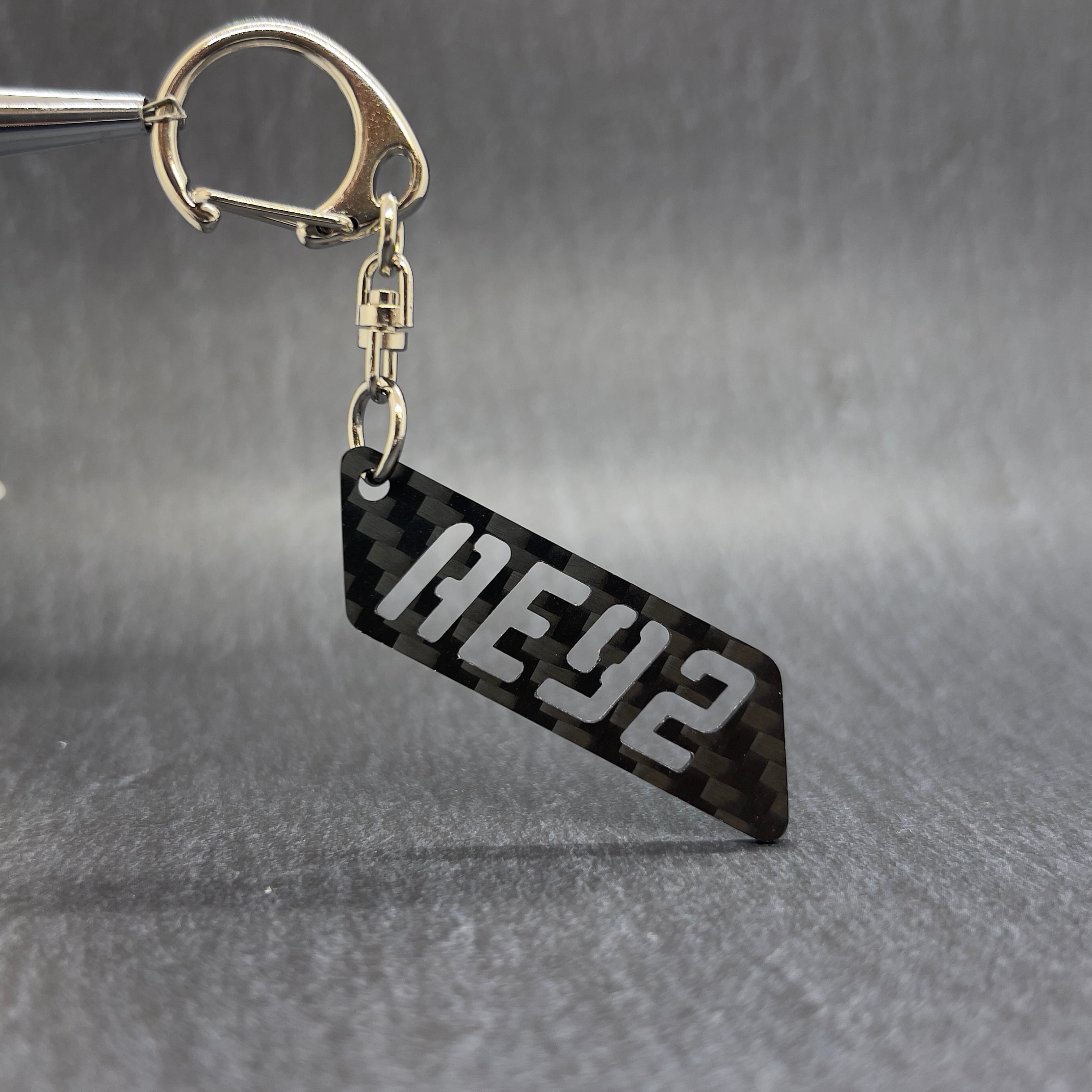 ドライカーボン 型式 キーホルダー トヨタ スプリンタートレノ