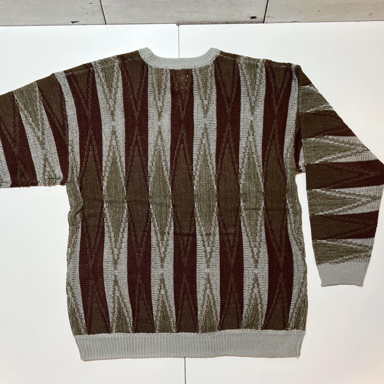 【22013003-15】Three-dimensional jacquard argyle pattern crew neck knit / 立体  ジャガード アーガイル 柄 クルーネック ニット