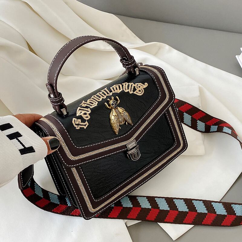 センススモールバッグ女性2020新しい流行のファッションワイルドワンショルダーメッセンジャーバッグネットレッドポートスタイルレトロスモールスクエアバッグ Tiancai_Wing_Bag49552321593