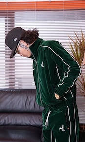 【即日発送】リッチベルベット ラインジップジャケット【Green】(gr44)