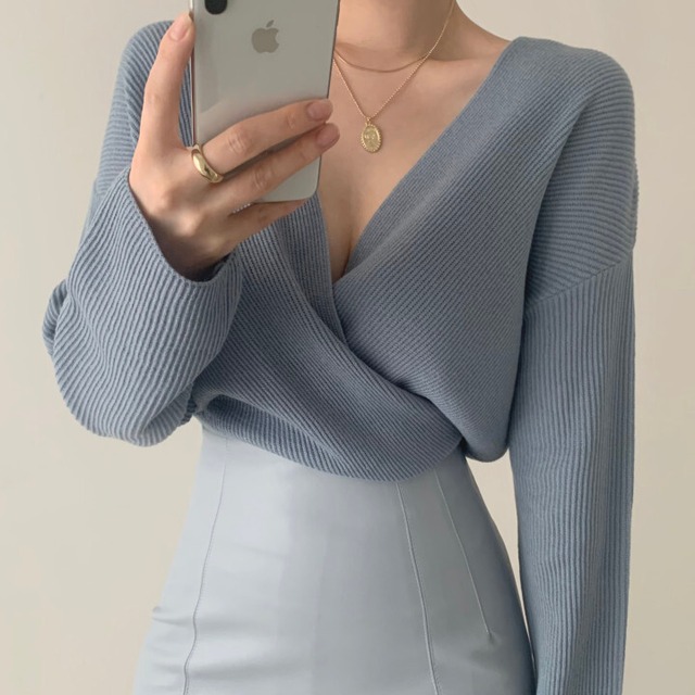 トップス レディース ニット セーター 袖あり 長袖 デザイン袖 散歩 トレンド ストレート Vネック ニットソー かわいい 大人可愛い きれいめ シンプル カジュアル 大人 上品 おしゃれ お洒落 かっこいい レトロ 大人女子 こなれ感 ラフ メンズライク ラブリー キュート ガーリー ルーズ 個性的 抜け感 無地 春 秋 冬 10代 20代 30代 40代 デート お出かけ 女子会 休日 着回し 普段使い 韓国 韓国系 送料無料 ファッション コーデ 合コン スタイル 楽ちん モテ 定番 女子会