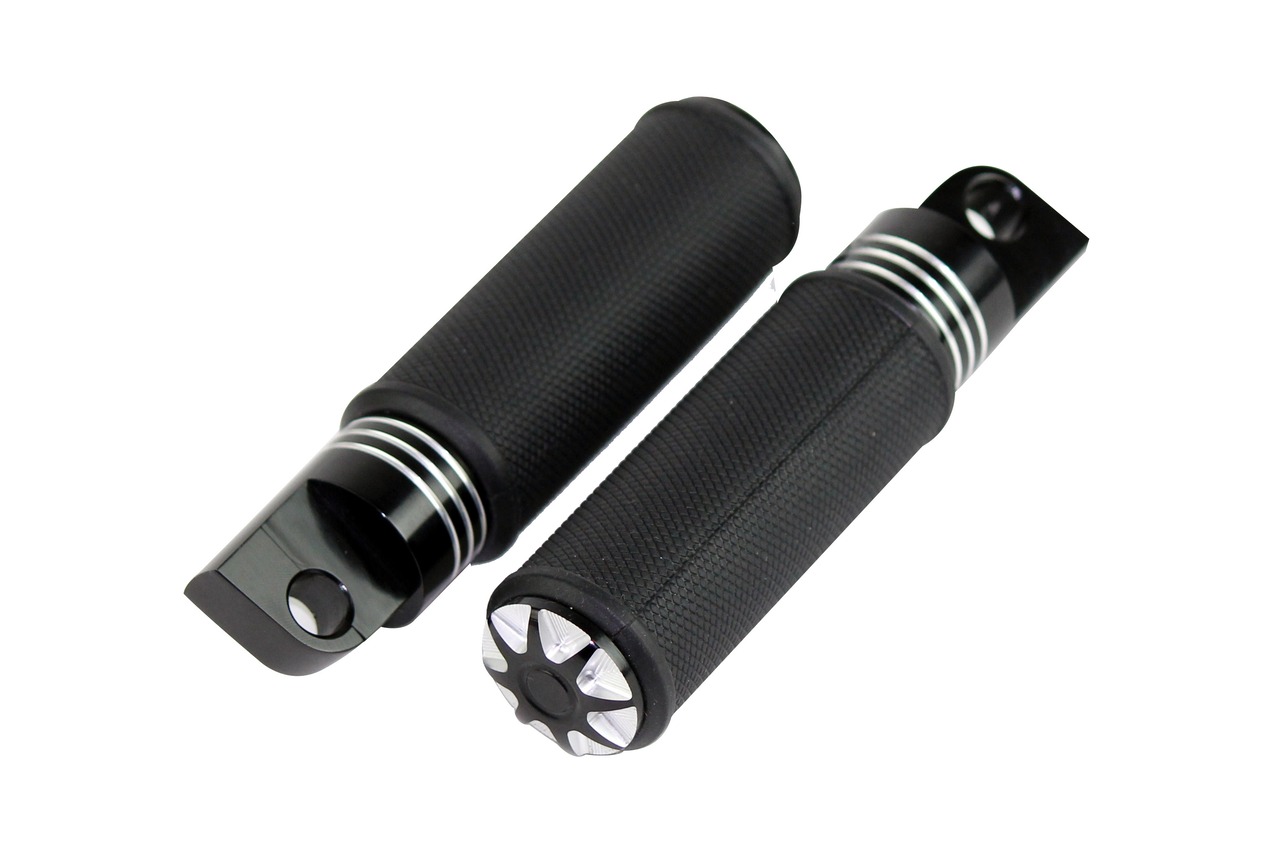 Burst type Foot peg