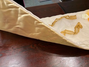 「ベージュ色」愛犬用の仏衣 Shop開設記念30％OFF（～6月30日まで）￥15,000→￥10,500(税抜)