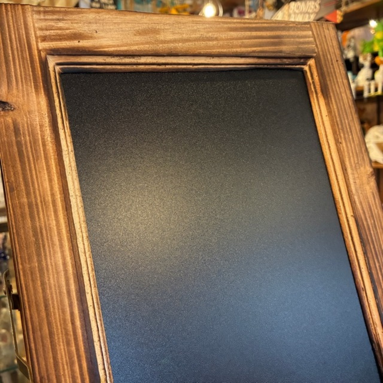 Wooden Chalkboard S / ウッデンチョークボード Sサイズ 看板 立てかけ スタンド 黒板 両面 折り畳み可 ウェルカムボード 店舗ディスプレイ 案内板 木製 アンティーク調 かわいい ナチュラル ウッド