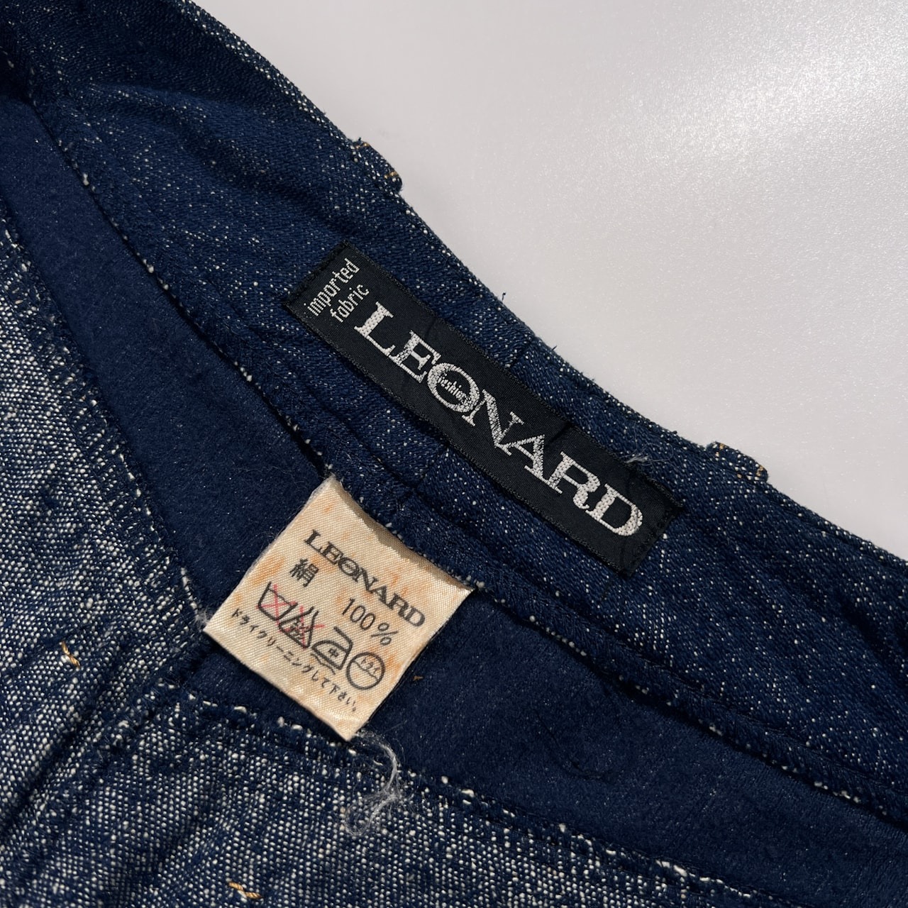 LEONARD レオナール シルク100% デニム風 カジュアル パンツ サイズ 66-92 /インディゴ ネイビー 絹