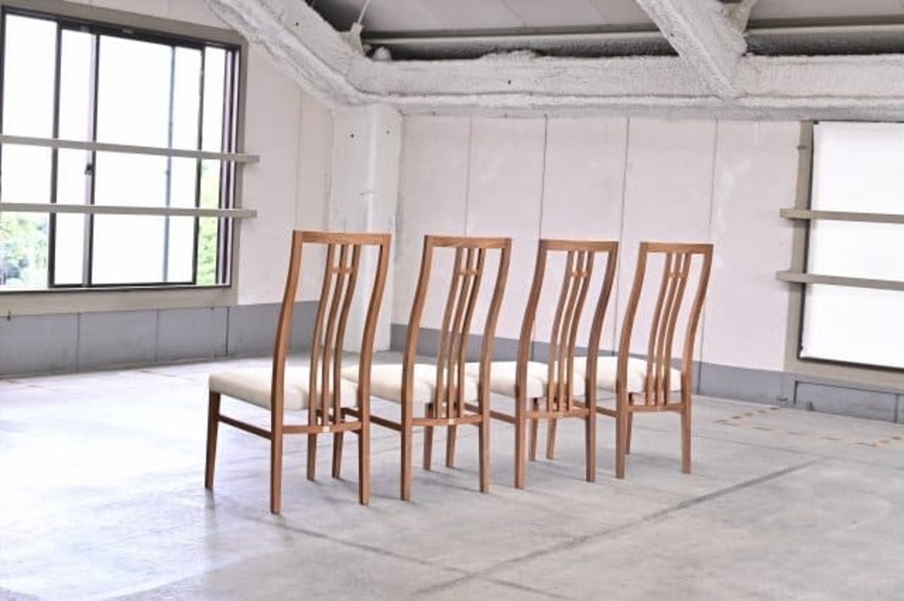 飛騨高山 高山ウッドワークス TWW 30万 ウォールナット材 ダイニングチェア 4脚セット ハイバック 椅子 アームレス ファブリック 北欧【中古家具/中古インテリア/USED家具ユーズド家具/リサイクル】