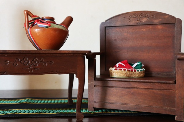 Pays Basque  Mobilier de Poupée ~Table et banc~