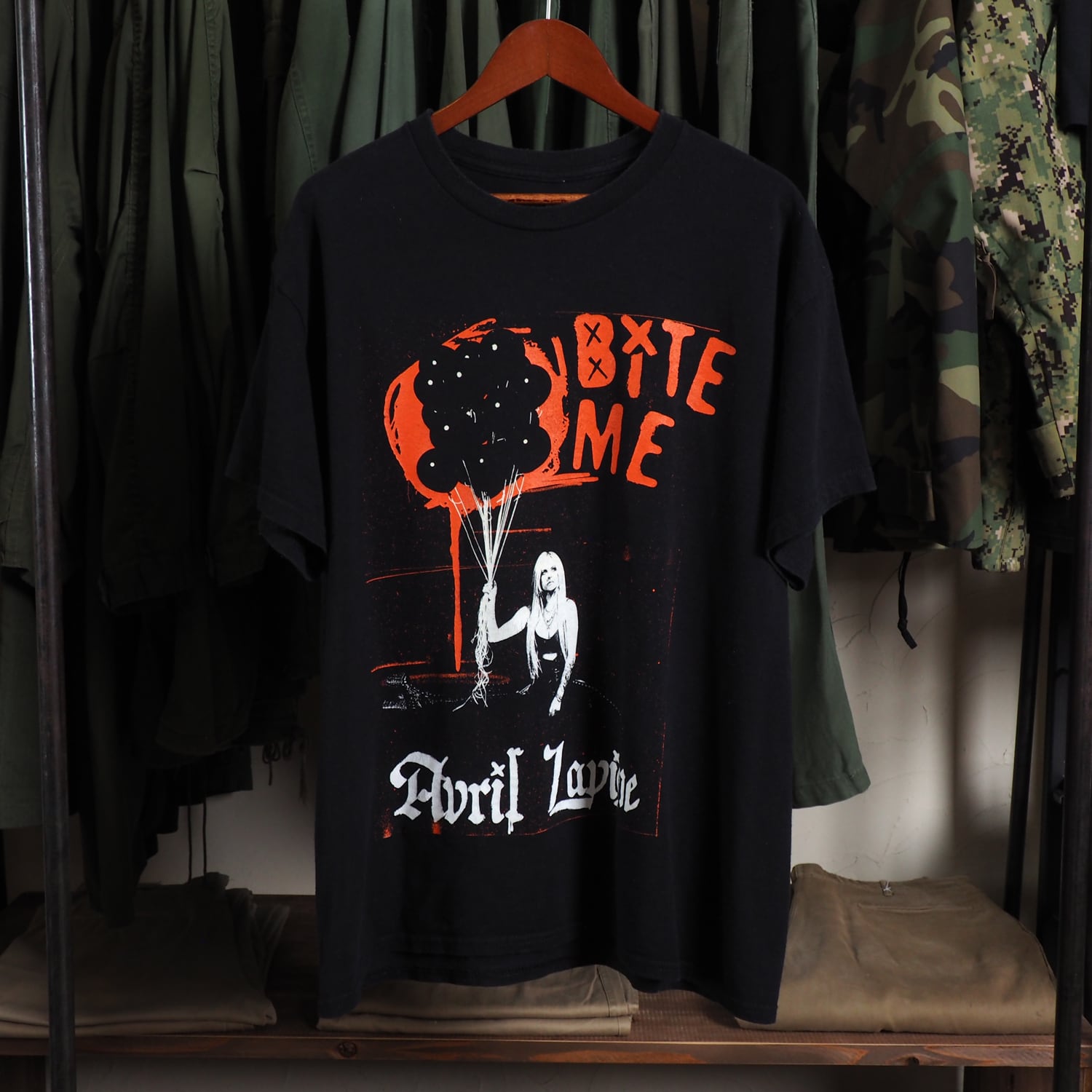 Avril Lavigne”Tour T-shirt | 古着屋シミー Avril Lavigne”Tour T-shirt | 古着屋シミー